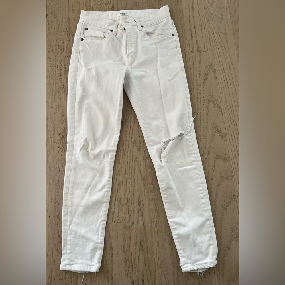 White skinny Moussy jeans
